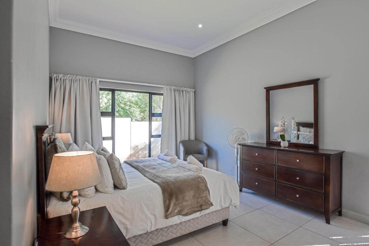 House Lezan Apartamento Hartbeespoort Exterior foto